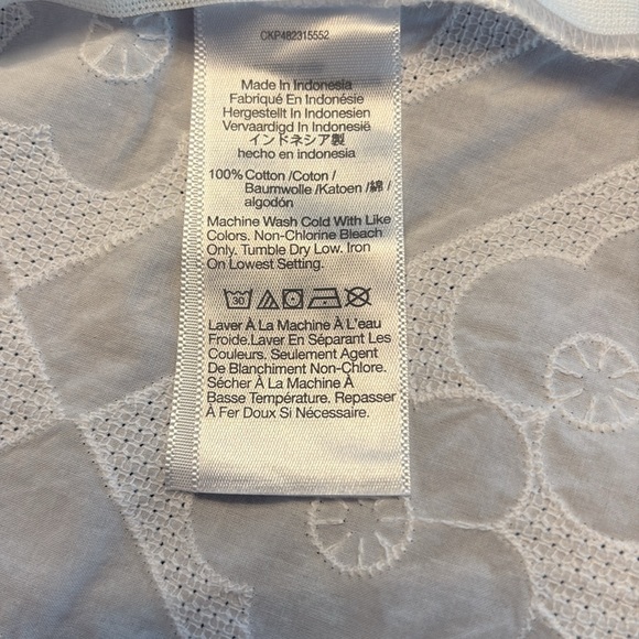 Madewell Women’s Darted V-Neck Top in Floral cropped white Size 8 NWOT - Picture 9 of 9